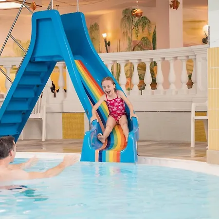 Alpenpark Superior Hotell 4*