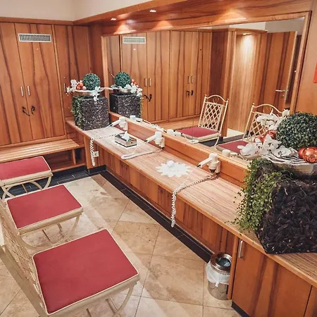 酒店 阿尔盆公园高级度假酒店 4*
