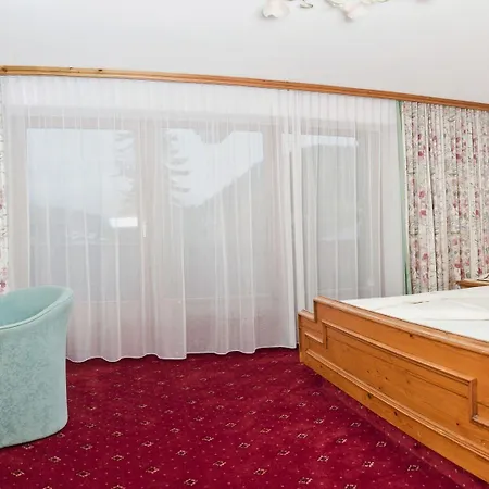 Alpenpark Superior Seefeld in Tirol