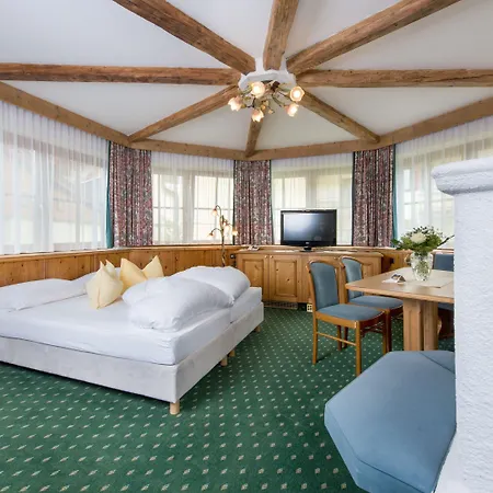 Hotell Alpenpark Superior 4*