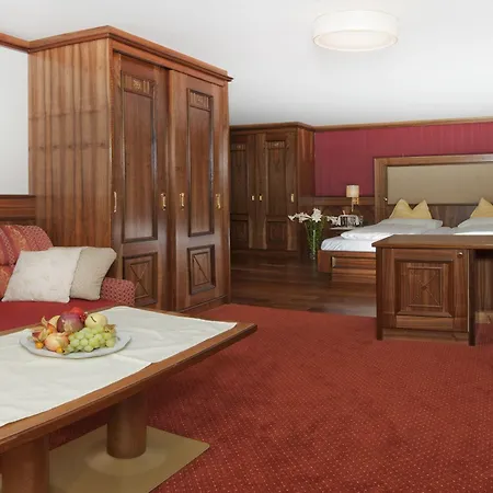 Alpenpark Superior Hotell Seefeld in Tirol