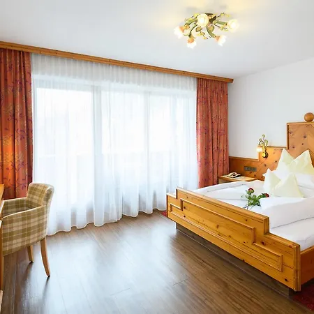 Alpenpark Superior Ξενοδοχείο 4*