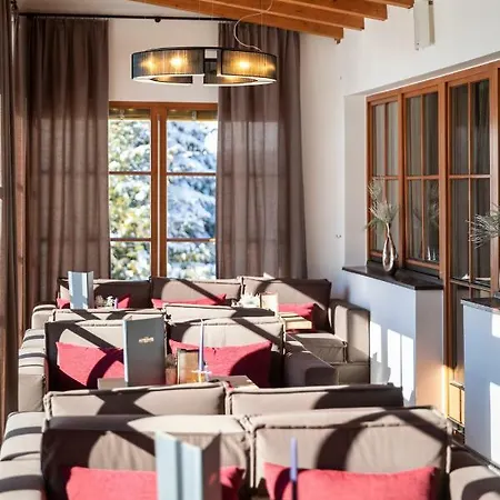 Alpenpark Superior Hotell Seefeld in Tirol