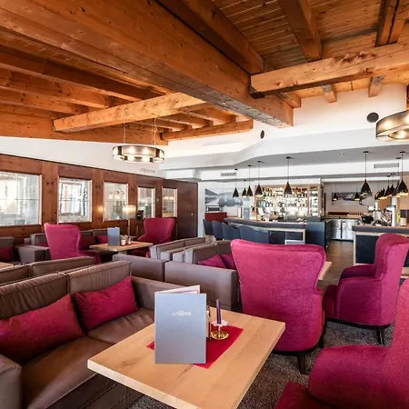 Alpenpark Superior Hotell