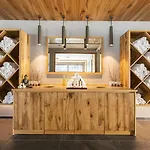 Hotel Alpenpark Superior 4*