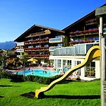 Alpenpark Superior 4* זיפלד אין טירול