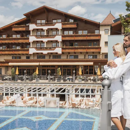 Alpenpark Superior 4* ゼーフェルト・イン・チロル